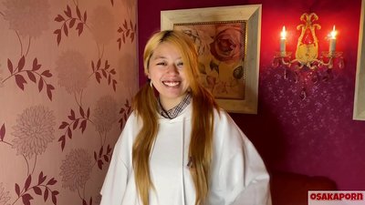 ポルノ小さなおっぱい